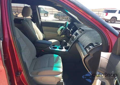 2013 Ford Explorer z USA, uszkodzony, nr VIN 1FM5K7B83DGC05364